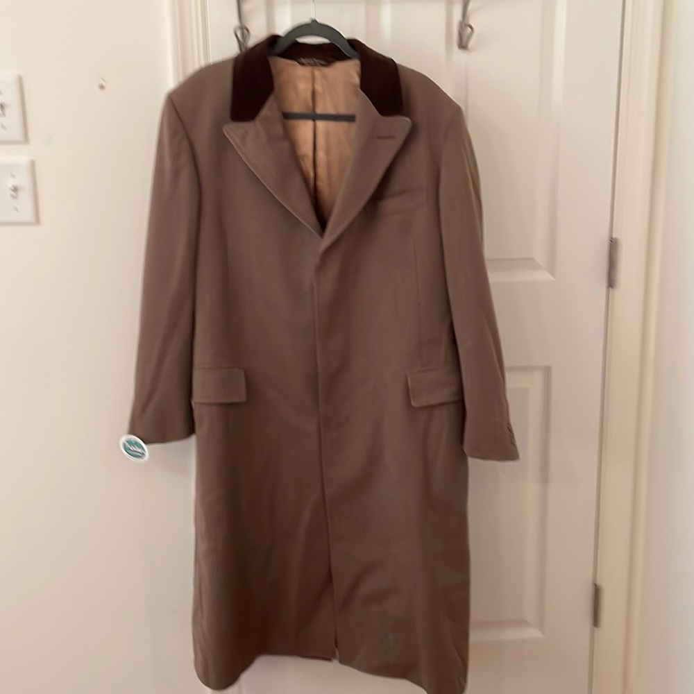 Vintage Burton men’s 40 wool brown overcoat hidden buttons velour collar Canada